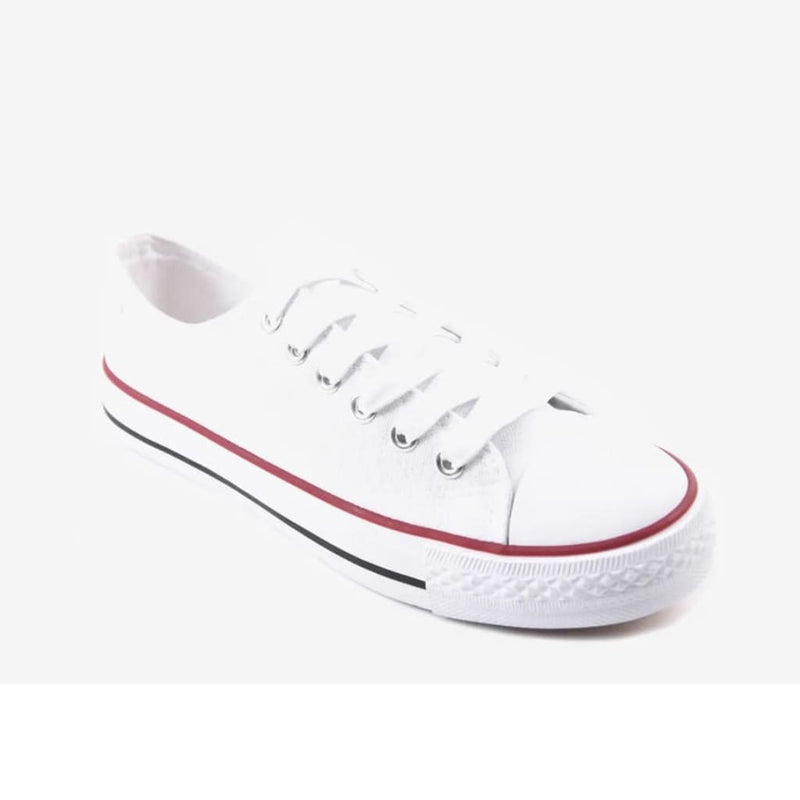 Baskets blanches classiques en toile – Look décontracté et tendance