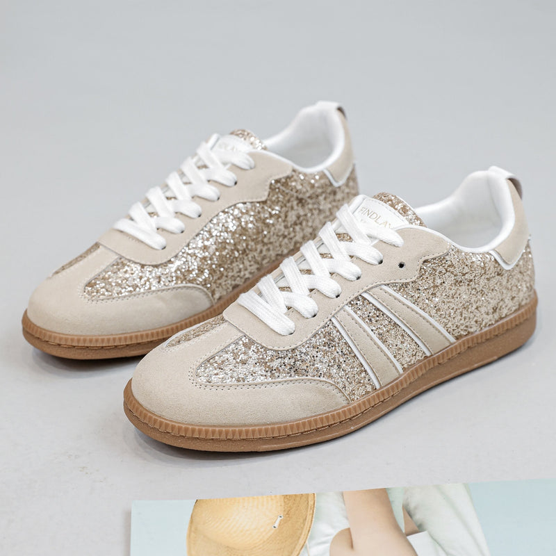 Chaussures femme à paillettes dorées et détails en daim beige