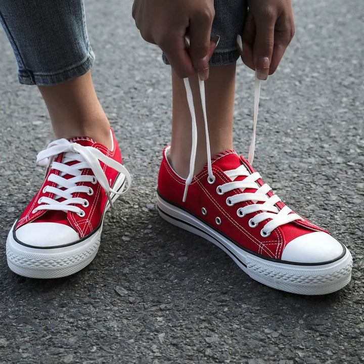 Chaussures femme à lacets en toile rouge