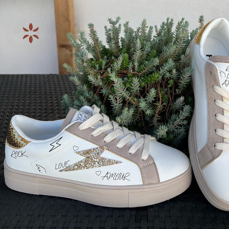 Chaussures Baskets blanches femmes à lacets motif éclair dorée à paillettes