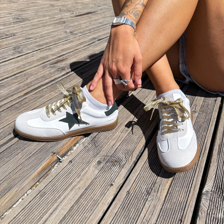 Sneakers femme semelle gomme couleur miel style vintage